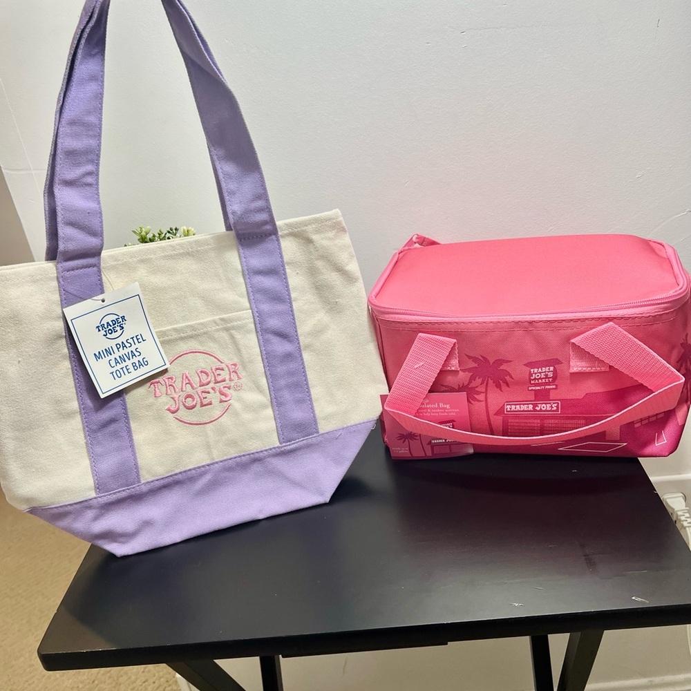 Bundle of Trader Joe’s mini canvas tote Pastel purple and pink insulated bags - Picture 7 of 9